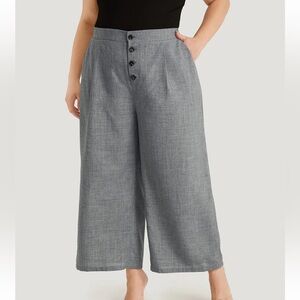 BloomChic Plus Size 2XL Plain Pocket Button Detail Pleated Pants us18-20